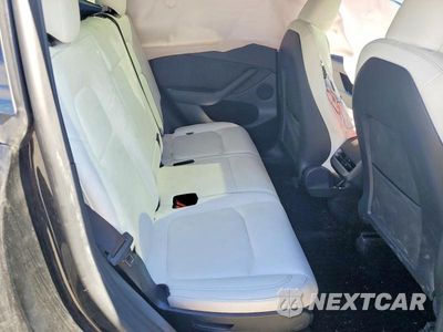 Zdjęcie 11 z 13 samochodu: 2023 TESLA MODEL Y VIN:7SAYGAEE6PF873579 - miniatura