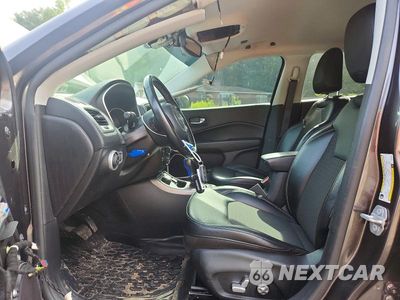 Zdjęcie 7 z 12 samochodu: 2020 JEEP COMPASS LATITUDE VIN:3C4NJDBB3LT104563 - miniatura