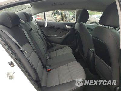 Zdjęcie 10 z 12 samochodu: 2018 KIA FORTE LX VIN:3KPFL4A73JE172231 - miniatura