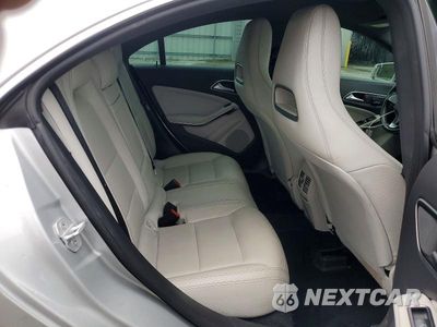 Zdjęcie 10 z 12 samochodu: 2016 MERCEDES-BENZ CLA 250 VIN:WDDSJ4EB6GN290416 - miniatura