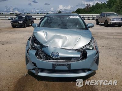 Piąte zdjęcie samochodu w środku: 2018 TOYOTA PRIUS FOUR VIN:JTDKARFU5J3554526 - miniatura