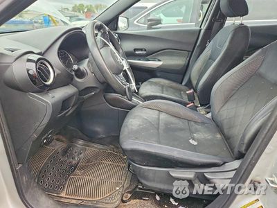 Zdjęcie 7 z 12 samochodu: 2018 NISSAN KICKS SV VIN:3N1CP5CU1JL537763 - miniatura