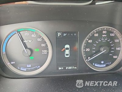 Zdjęcie 9 z 13 samochodu: 2016 HYUNDAI SONATA HYBRID SE VIN:KMHE24L14GA016326 - miniatura