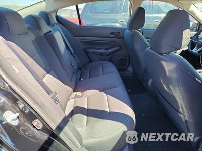 Zdjęcie 10 z 12 samochodu: 2025 NISSAN ALTIMA SV VIN:1N4BL4DV7SN384531 - miniatura
