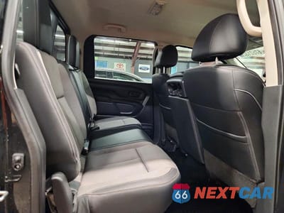 Zdjęcie 10 z 12 samochodu: 2018 NISSAN TITAN S VIN:1N6AA1EJ5JN549705 - miniatura