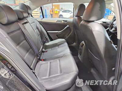 Zdjęcie 10 z 12 samochodu: 2013 VOLKSWAGEN JETTA SE VIN:3VWDP7AJ0DM446744 - miniatura