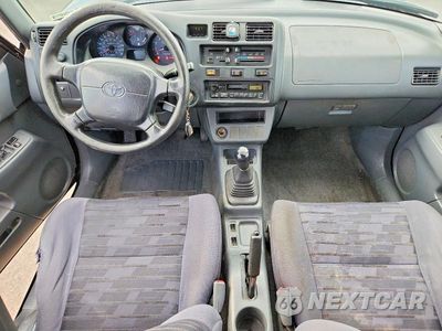 Zdjęcie 8 z 13 samochodu: 1997 TOYOTA RAV4 BASE VIN:JT3GP10V1V7012415 - miniatura