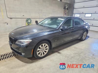 2011 BMW 750 XI WBAKC6C52BC394822 - główne zdjęcie licytacji z USA - miniatura