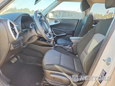 Zdjęcie 7 z 13 samochodu: 2023 KIA SOUL LX VIN:KNDJ23AU3P7215570 - miniatura