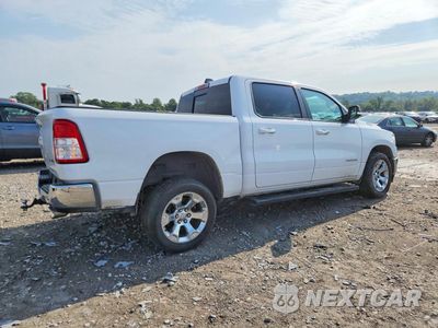 Trzecie zdjęcie samochodu z tyłu: 2020 RAM 1500 BIG HORN/LONE STAR VIN:1C6SRFFT6LN200415 - miniatura