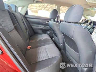 Zdjęcie 10 z 12 samochodu: 2016 NISSAN ALTIMA 2.5 S VIN:1N4AL3AP3GN342246 - miniatura