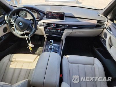 Zdjęcie 8 z 14 samochodu: 2018 BMW X5 XDR40E VIN:5UXKT0C50J0W03537 - miniatura