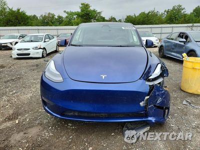 Piąte zdjęcie samochodu w środku: 2023 TESLA MODEL Y VIN:7SAYGAEE3PF632482 - miniatura
