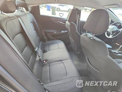 Zdjęcie 10 z 12 samochodu: 2020 CHEVROLET MALIBU LS VIN:1G1ZB5ST4LF138785 - miniatura