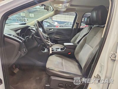 Zdjęcie 7 z 13 samochodu: 2017 FORD ESCAPE SE VIN:1FMCU9G99HUD98979 - miniatura