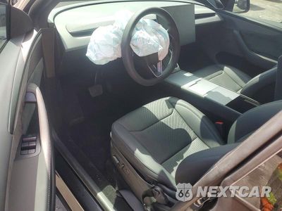Zdjęcie 8 z 12 samochodu: 2026 TESLA MODEL Y VIN:7SAYGAEE7TF700289 - miniatura