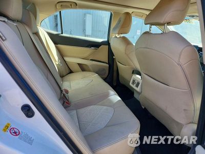 Zdjęcie 10 z 12 samochodu: 2018 TOYOTA CAMRY XLE V6 VIN:4T1BZ1HK6JU007244 - miniatura