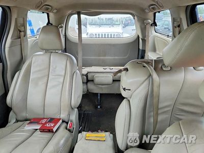 Zdjęcie 10 z 13 samochodu: 2014 TOYOTA SIENNA XLE 8-PASSENGER VIN:5TDYK3DC3ES426269 - miniatura