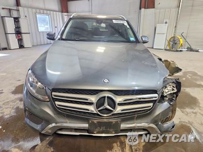 Piąte zdjęcie samochodu w środku: 2017 MERCEDES-BENZ GLC 300 4MATIC VIN:WDC0G4KB6HF190021 - miniatura