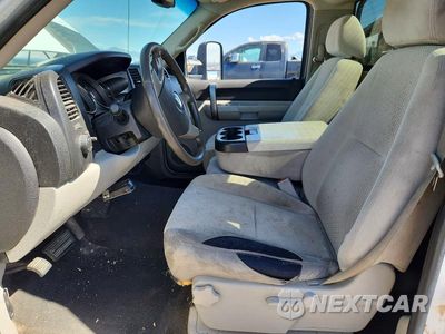 Zdjęcie 7 z 12 samochodu: 2007 CHEVROLET SILVERADO K2500 HEAVY DUTY VIN:1GCHK24607E537844 - miniatura