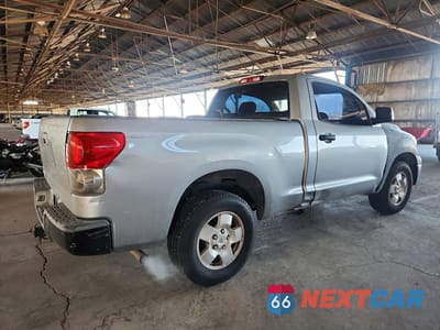 Trzecie zdjęcie samochodu z tyłu: 2007 TOYOTA TUNDRA BASE VIN:5TFJU52167X002882 - miniatura