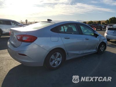 Trzecie zdjęcie samochodu z tyłu: 2017 CHEVROLET CRUZE LS VIN:1G1BC5SM3H7162987 - miniatura