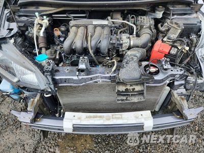 Zdjęcie 11 z 12 samochodu: 2017 HONDA FIT EX VIN:JHMGK5H78HS002133 - miniatura