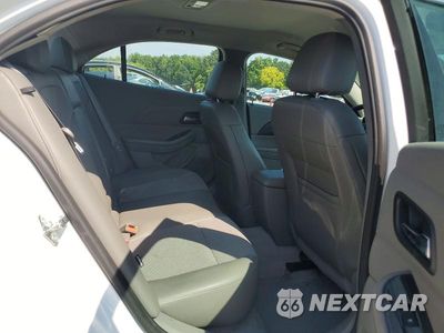 Zdjęcie 10 z 13 samochodu: 2015 CHEVROLET MALIBU 1LT VIN:1G11C5SL0FF244116 - miniatura