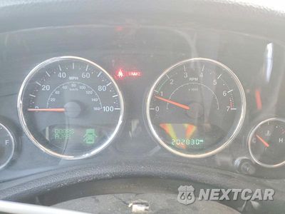 Zdjęcie 9 z 13 samochodu: 2015 JEEP WRANGLER UNLIMITED SAHARA VIN:1C4BJWEG6FL760522 - miniatura