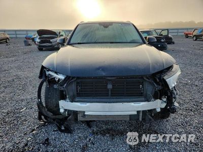Piąte zdjęcie samochodu w środku: 2018 AUDI Q5 PREMIUM VIN:WA1ANAFYXJ2001097 - miniatura