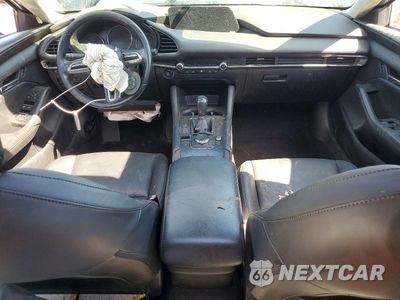 Zdjęcie 8 z 12 samochodu: 2023 MAZDA 3 PREFERRED VIN:3MZBPACM4PM359820 - miniatura