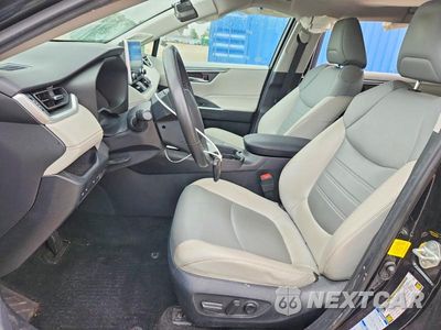 Zdjęcie 7 z 12 samochodu: 2019 TOYOTA RAV4 XLE PREMIUM VIN:2T3A1RFV4KW041660 - miniatura