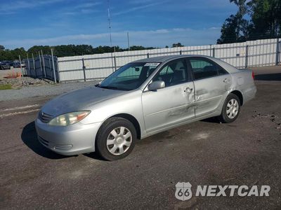 2002 TOYOTA CAMRY LE 4T1BE32K82U524711 - główne zdjęcie licytacji z USA - miniatura