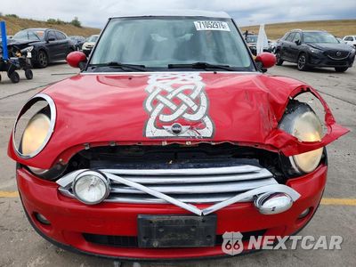 Piąte zdjęcie samochodu w środku: 2010 MINI COOPER CLUBMAN VIN:WMWML3C57ATX37842 - miniatura