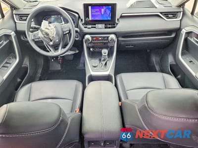 Zdjęcie 8 z 13 samochodu: 2023 TOYOTA RAV4 XLE PREMIUM VIN:JTMB6RFV7PD106348 - miniatura