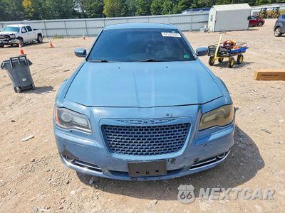 Piąte zdjęcie samochodu w środku: 2014 CHRYSLER 300 S VIN:2C3CCAGT3EH276707 - miniatura