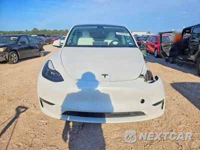 Piąte zdjęcie samochodu w środku: 2022 TESLA MODEL Y VIN:7SAYGAEE5NF539072 - miniatura