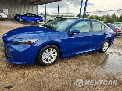 2025 TOYOTA CAMRY LE 4T1DAACK2SU177304 - główne zdjęcie licytacji z USA - miniatura