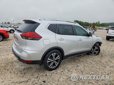 Trzecie zdjęcie samochodu z tyłu: 2019 NISSAN ROGUE SV VIN:5N1AT2MT1KC789882 - miniatura