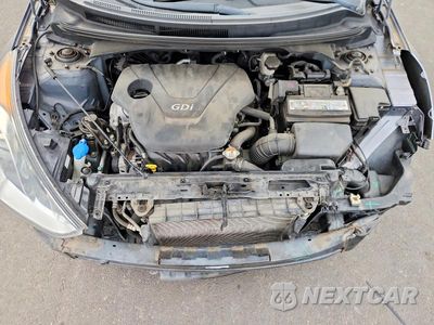 Zdjęcie 11 z 13 samochodu: 2012 HYUNDAI VELOSTER BASE VIN:KMHTC6AD9CU064992 - miniatura