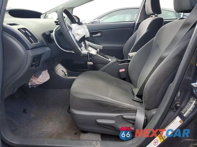 Zdjęcie 7 z 13 samochodu: 2010 TOYOTA PRIUS III VIN:JTDKN3DU4A5157690 - miniatura