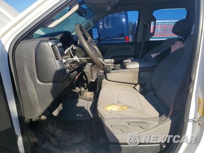 Zdjęcie 7 z 12 samochodu: 2017 CHEVROLET SILVERADO K3500 VIN:1GB2KYEG0HZ322074 - miniatura