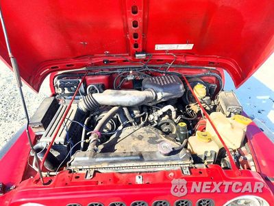 Zdjęcie 11 z 12 samochodu: 2000 JEEP WRANGLER / TJ SE VIN:1J4FA29P6YP718524 - miniatura