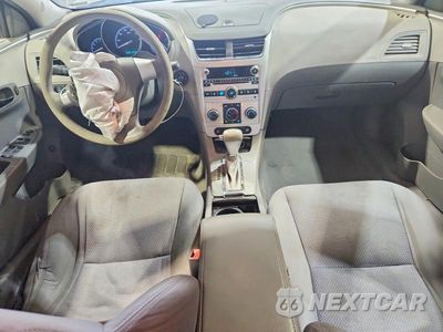 Zdjęcie 8 z 13 samochodu: 2010 CHEVROLET MALIBU LS VIN:1G1ZA5E00AF202595 - miniatura
