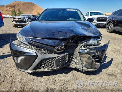 Piąte zdjęcie samochodu w środku: 2020 TOYOTA CAMRY SE VIN:4T1G11AK7LU987853 - miniatura