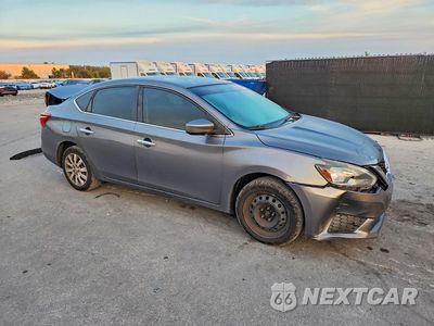 Czwarte zdjęcie samochodu z boku: 2017 NISSAN SENTRA SV VIN:3N1AB7AP2HL636682 - miniatura