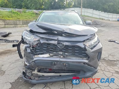 Piąte zdjęcie samochodu w środku: 2022 TOYOTA RAV4 LE VIN:4T3MWRFV9NU063883 - miniatura