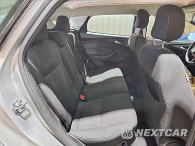 Zdjęcie 10 z 13 samochodu: 2018 FORD FOCUS SE VIN:1FADP3K23JL285344 - miniatura