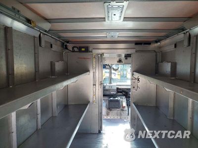 Zdjęcie 11 z 13 samochodu: 2021 FREIGHTLINER MT45G CHASSIS DELIVERY TRUCK VIN:4UZAC2GA9MCMM9425 - miniatura