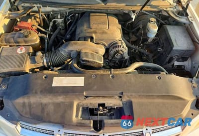 Zdjęcie 12 z 13 samochodu: 2010 CADILLAC ESCALADE ESV LUXURY VIN:1GYUKHEF8AR138349 - miniatura